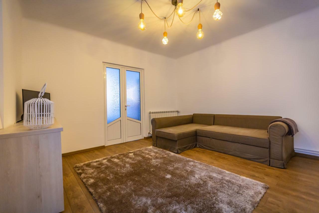 Central Apartment Braşov Eksteriør billede